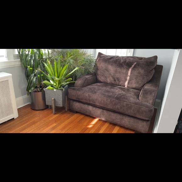 Chair and a half